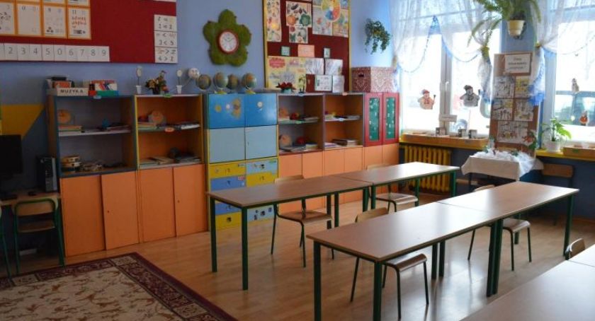 Uchwała o likwidacji szkoły w Bobach podjęta