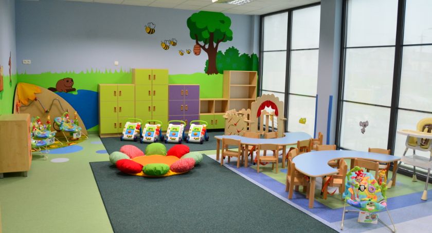 Otwarcie żłobka, przedszkoli i oddziałów przedszkolnych w gminie Pułtusk