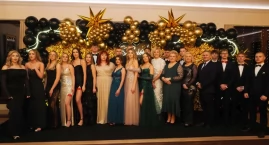 Na studniówkowej ściance maturzystów „Ruszkowskiego”