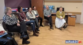 Podsekretarz stanu w MEN Paulina Piechna-Więckiewicz na spotkaniu w Poradni Psychologiczno-Pedagogicznej w Pułtusku