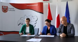 Podpisanie umowy na wykonanie chodnika w Nowych Borsukach