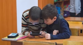 Telefony znikają ze szkół. Działy się cuda w szatni &hellip;