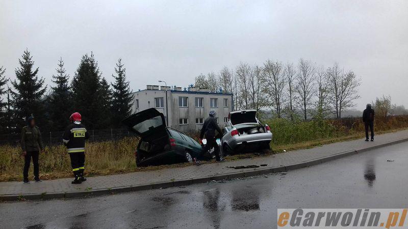 Zderzenie osobowego opla i audi w Garwolinie