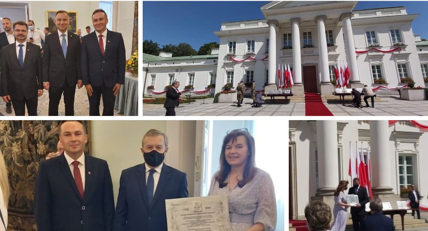 Prezydent wręczył samorządowcom wyjątkowe tablice 