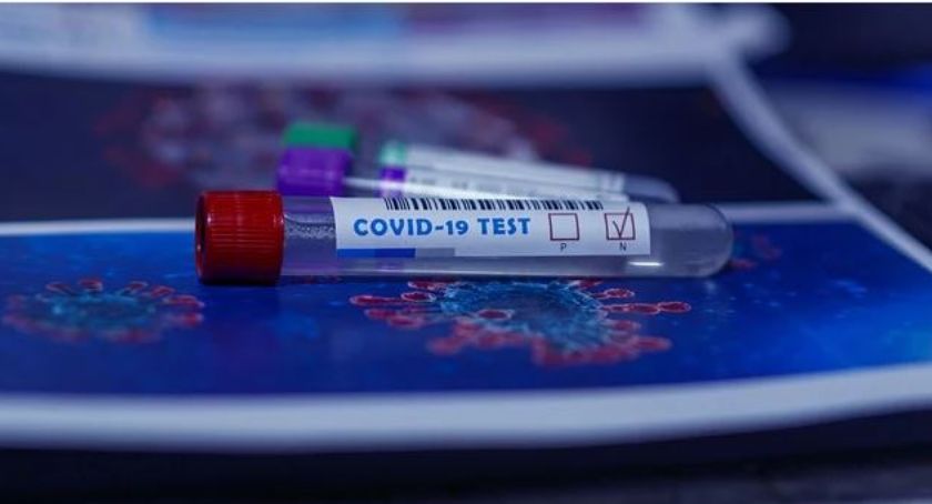 Kolejne zakażenia SARS-CoV-2 i ozdrowieniec