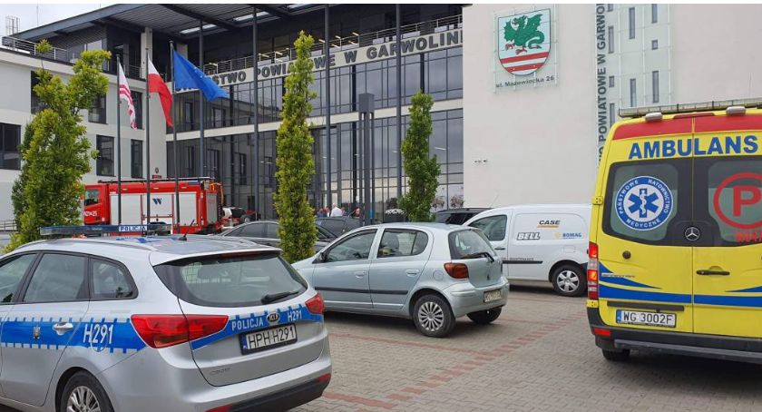 Gaz bojowy w starostwie i LO? Służby sprawdzają obiekty