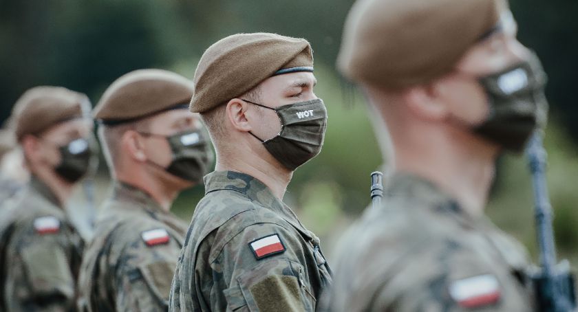Po trzech latach otrzymają sztandar