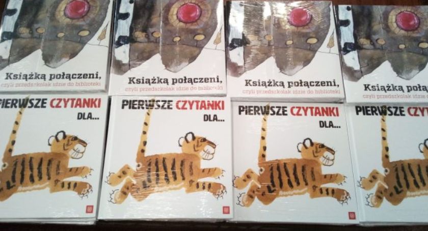 Mała książka – wielki człowiek w żelechowskiej bibliotece