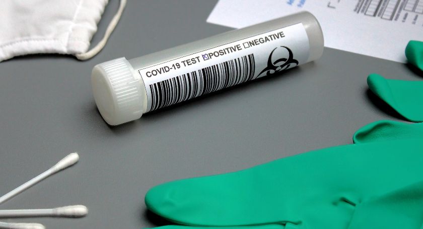 Prawie 700 osób na kwarantannie i nowe zakażenia