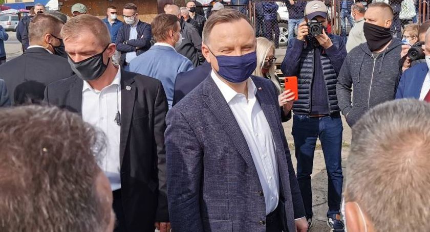 Nieoficjalnie – Zakażony prezydent na kwarantannie w naszym powiecie