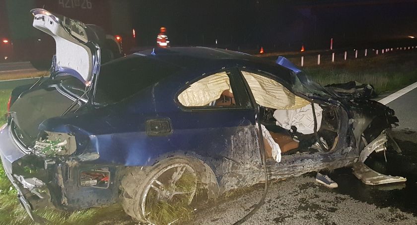 Śmiertelny wypadek na S17 – Nie żyje pasażer bmw