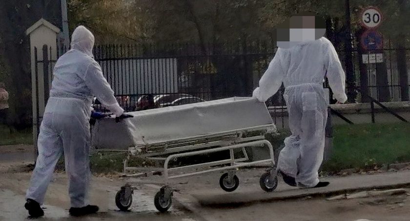 Największy wzrost śmiertelności w październiku – Powodem nie tylko COVID-19