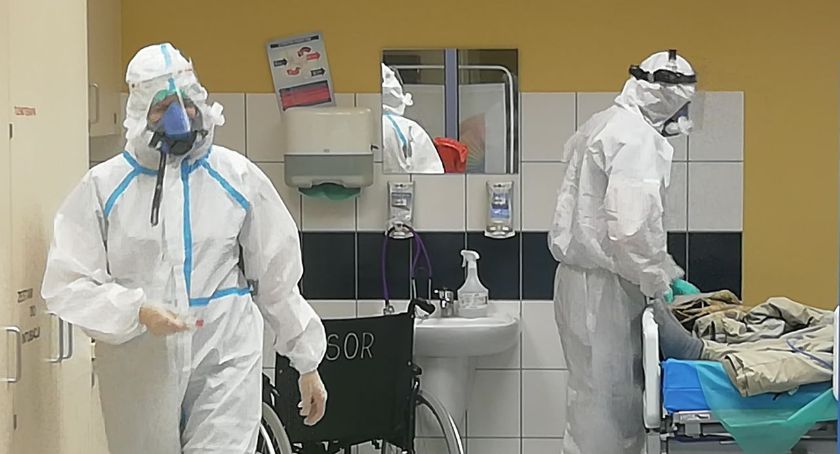 Kolejne zgony i nowe zakażenia