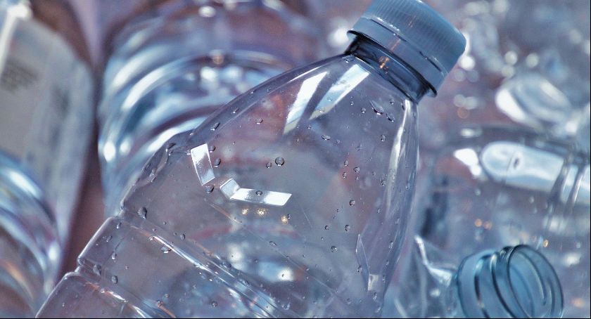 Trwa kampania Plastik nie do pieca – piec nie do plastiku
