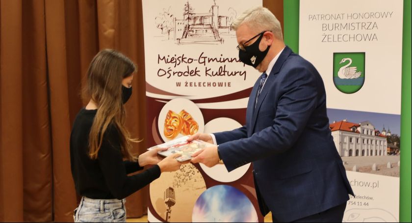 Laureaci konkursu Kartka dla Niepodległej odebrali nagrody