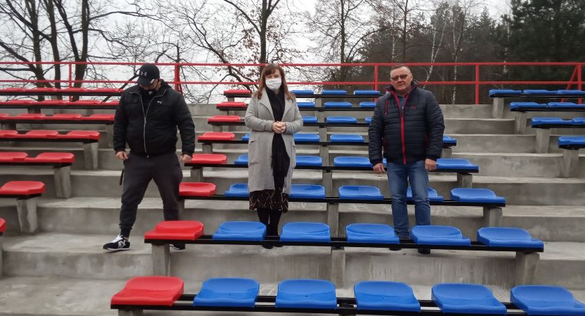 Zmodernizowano część trybun na stadionie ŁKS Promnik