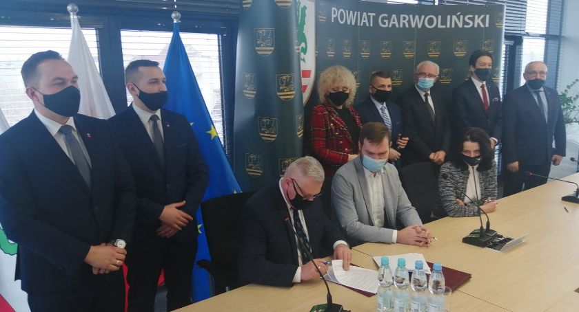 Umowa na projekt budowy mostu na Wiśle podpisana