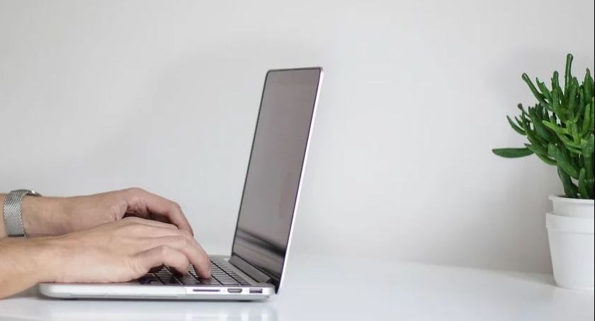 E-wizyta teraz także w języku migowym