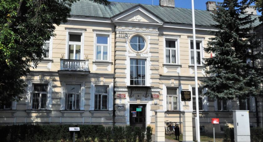 Rodzina 500+. Rusza nabór wniosków drogą tradycyjną