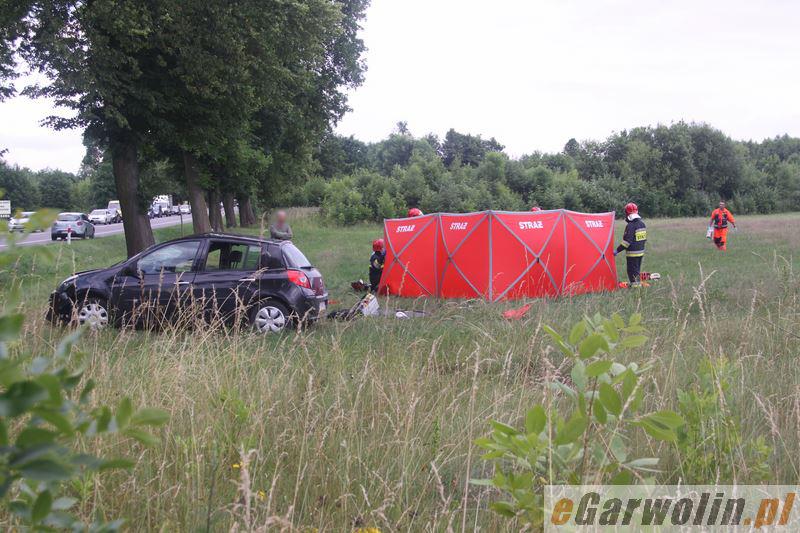 Wypadek na DK 17: dwie osoby w szpitalu. Są utrudnienia