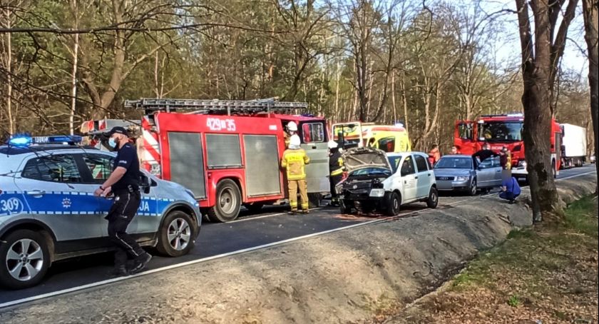 Wypadek na DW 805 – Nie upewnił się czy nie jest wyprzedzany