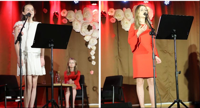 Alicja Kamola i Konstancja Przeździecka wystąpiły na scenie żelechowskiego MGOK