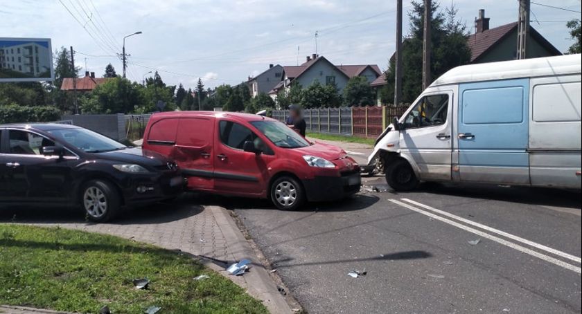 Zderzenie 3 samochodów w Garwolinie