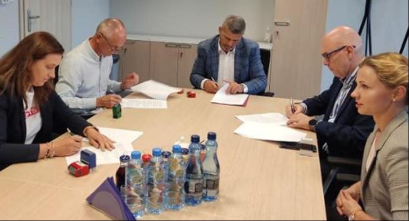 Boisko w Miętnem będzie zadaszone