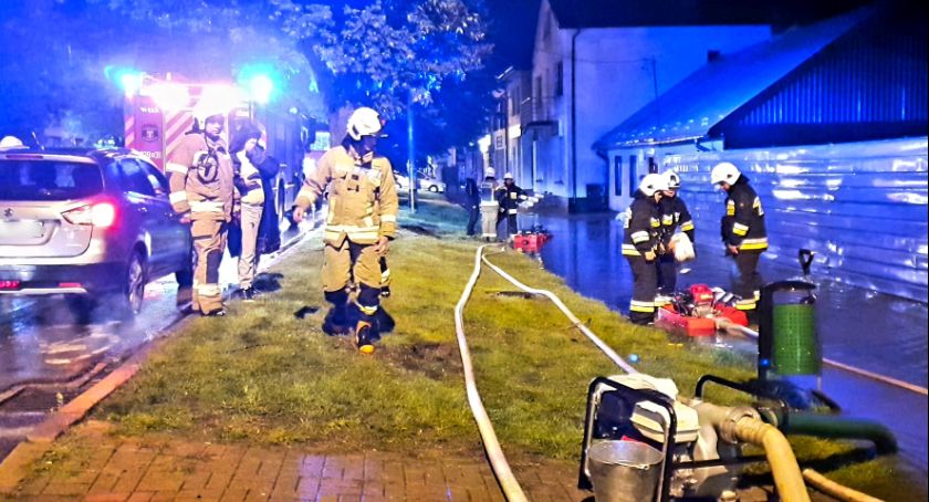 Burze nad powiatem – Straż interweniowała ponad 30 razy