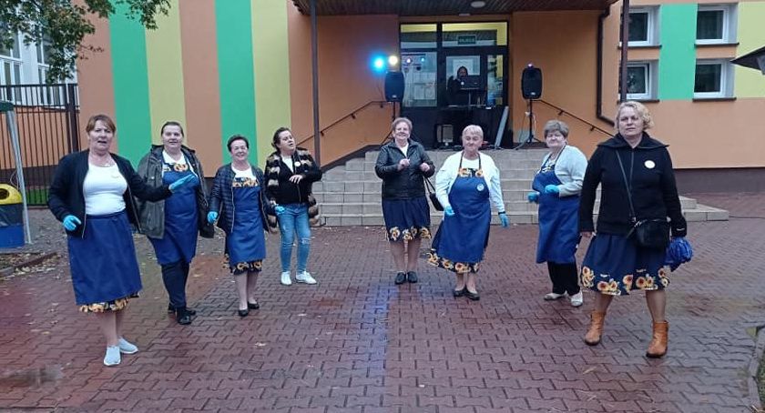 W dobrej zabawie nie przeszkodził nawet deszcz 