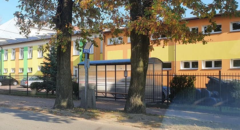 Autobusy do Warszawy ponownie zatrzymują się przy ul. Czarna Droga