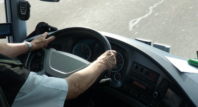 Kierował autobusem pomimo cofniętych uprawnień