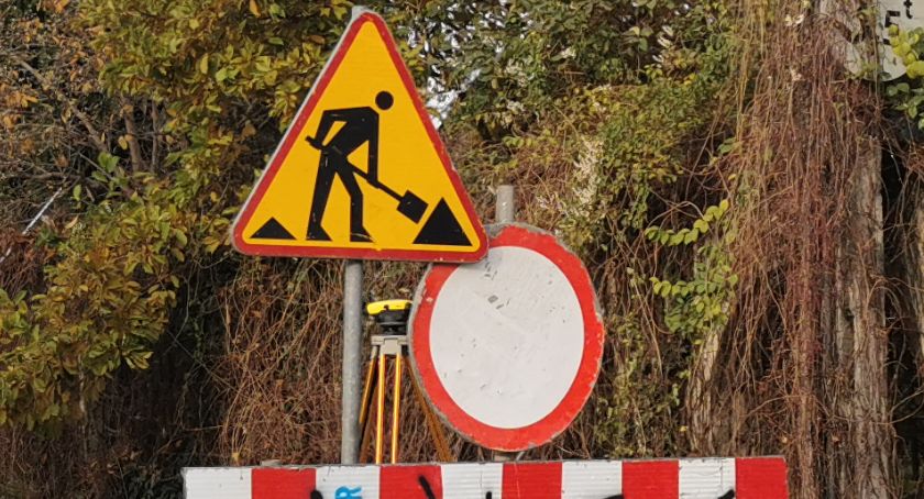 Utrudnienia i ruch wahadłowy na Targowej 