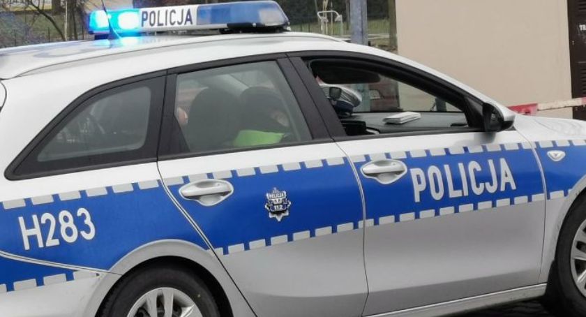 15-latek bez uprawnień na motorowerze