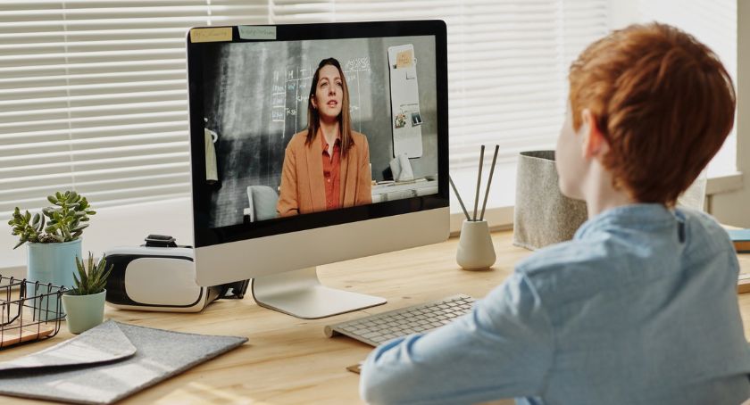 10 najlepszych miejsc do znalezienia partnera mówiącego po angielsku online