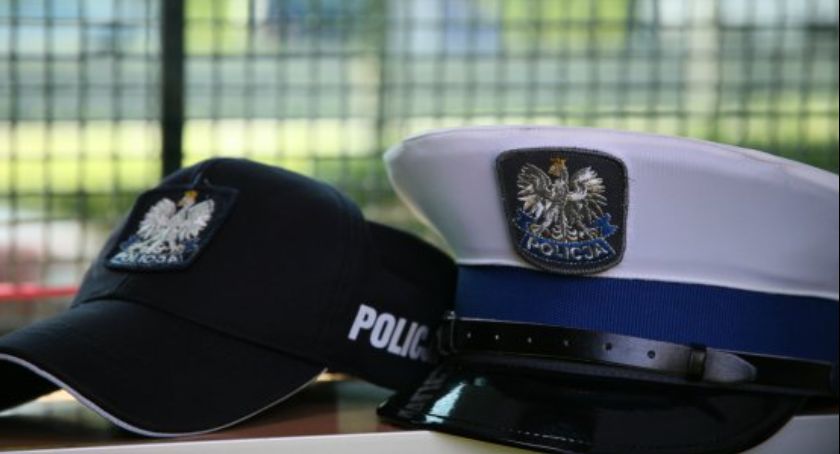 Pijany 41-latek wjechał w bariery ochronne. Miał sądowy zakaz i był poszukiwany