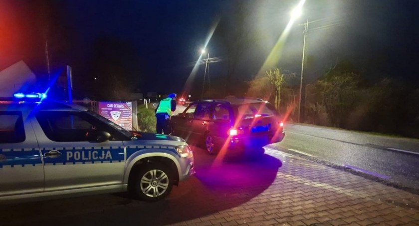Policjanci garwolińskiej drogówki na granicy
