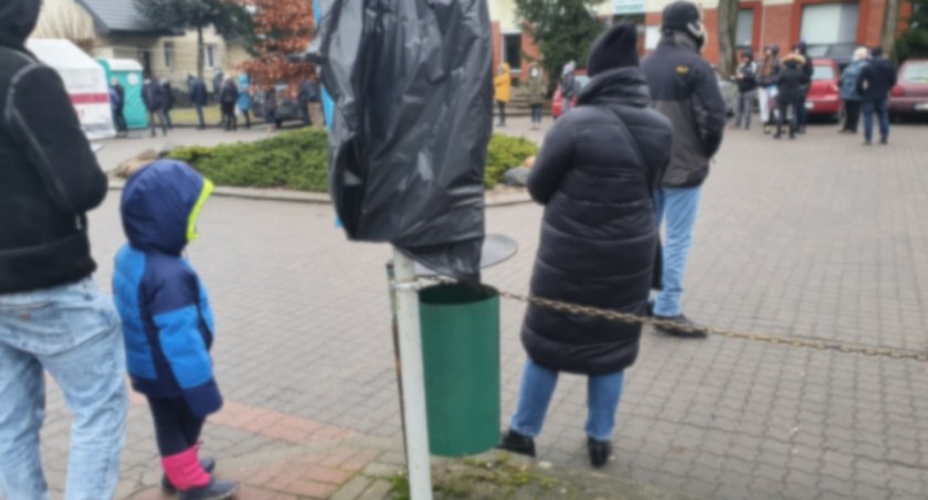 Na wymaz czekają prawie 3 godziny – W lutym ruszy drugi punkt
