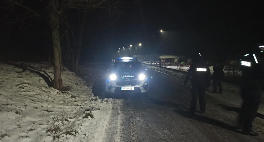 Kolizja policyjnego radiowozu z osobówką 