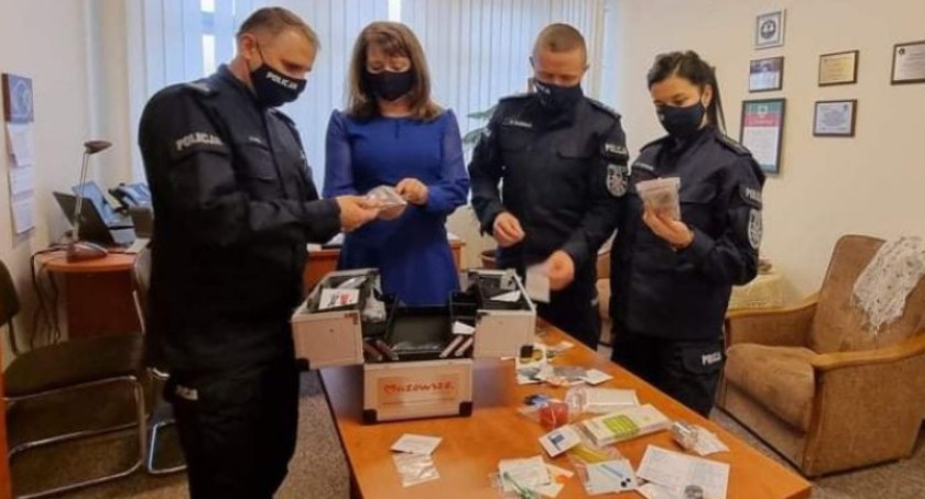  Walizka narkotykowa dla policyjnych profilaktyków