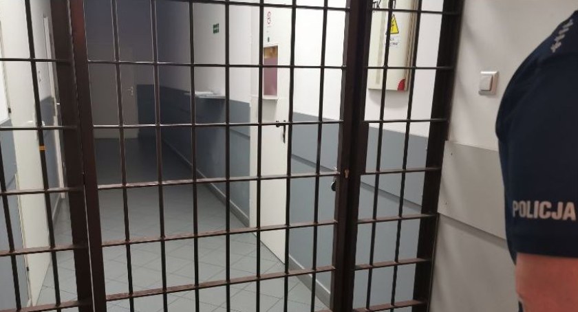 Poszukiwany listem gończym 37-latek ukrywał się w Warszawie