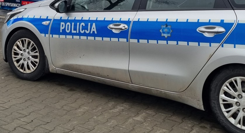 Prowadzili samochody bez uprawnień. Teraz zajmie się nimi sąd