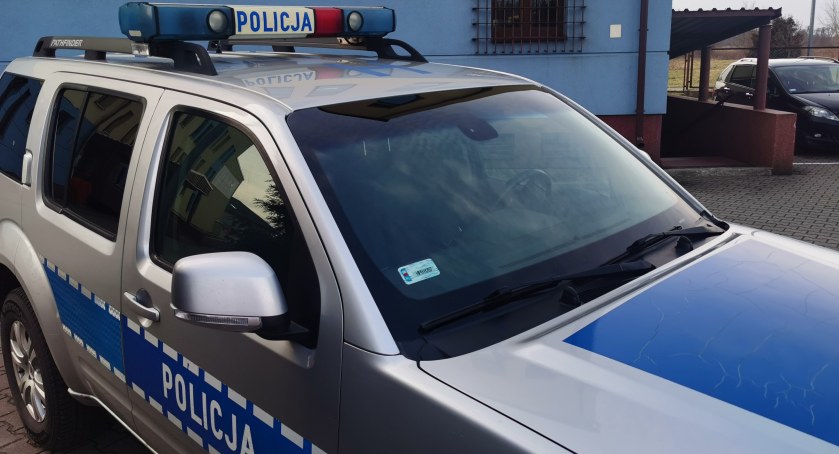 Jechał 105 km/h w zabudowanym – Wpadł dzięki zgłoszeniu mieszkańców
