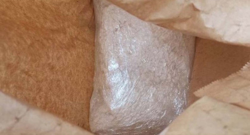 Pościg ulicami miasta i areszt za ponad kilogram amfetaminy