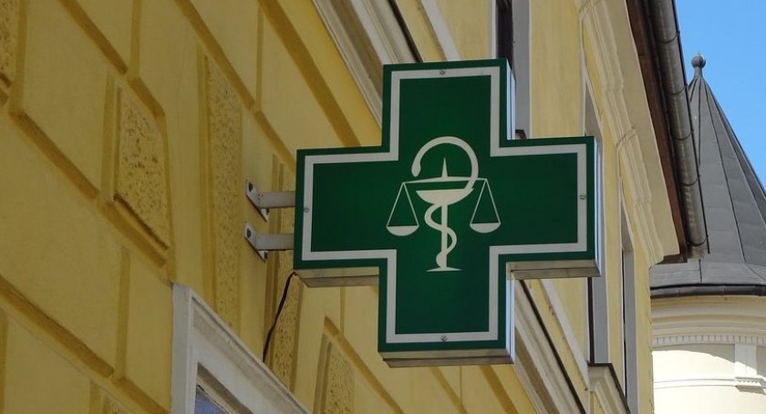 Okradli aptekę – Skradziony sprzęt zastawili w lombardzie
