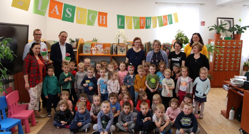 Żelechowscy samorządowcy czytali dzieciom
