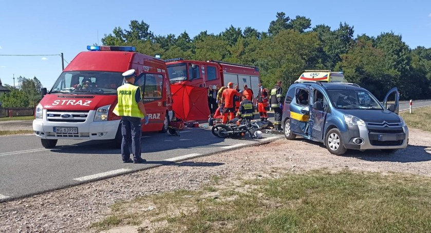 Śmiertelny wypadek na drodze za Maciejowicami w kierunku Dęblina. Nie żyją dwie osoby