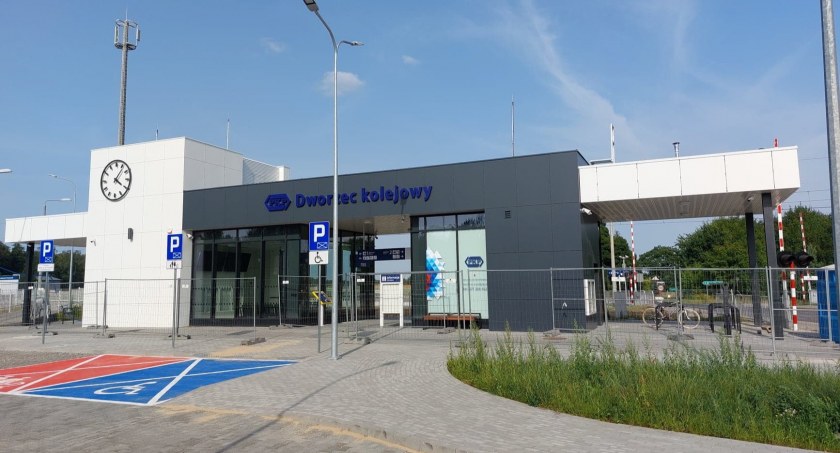Czekamy na otwarcie dworców 