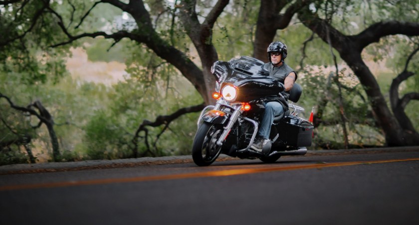 Kufer motocyklowy – oto co warto wiedzieć przed zakupem
