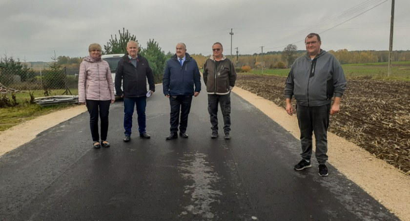 Przebudowa drogi w Budlu zakończona